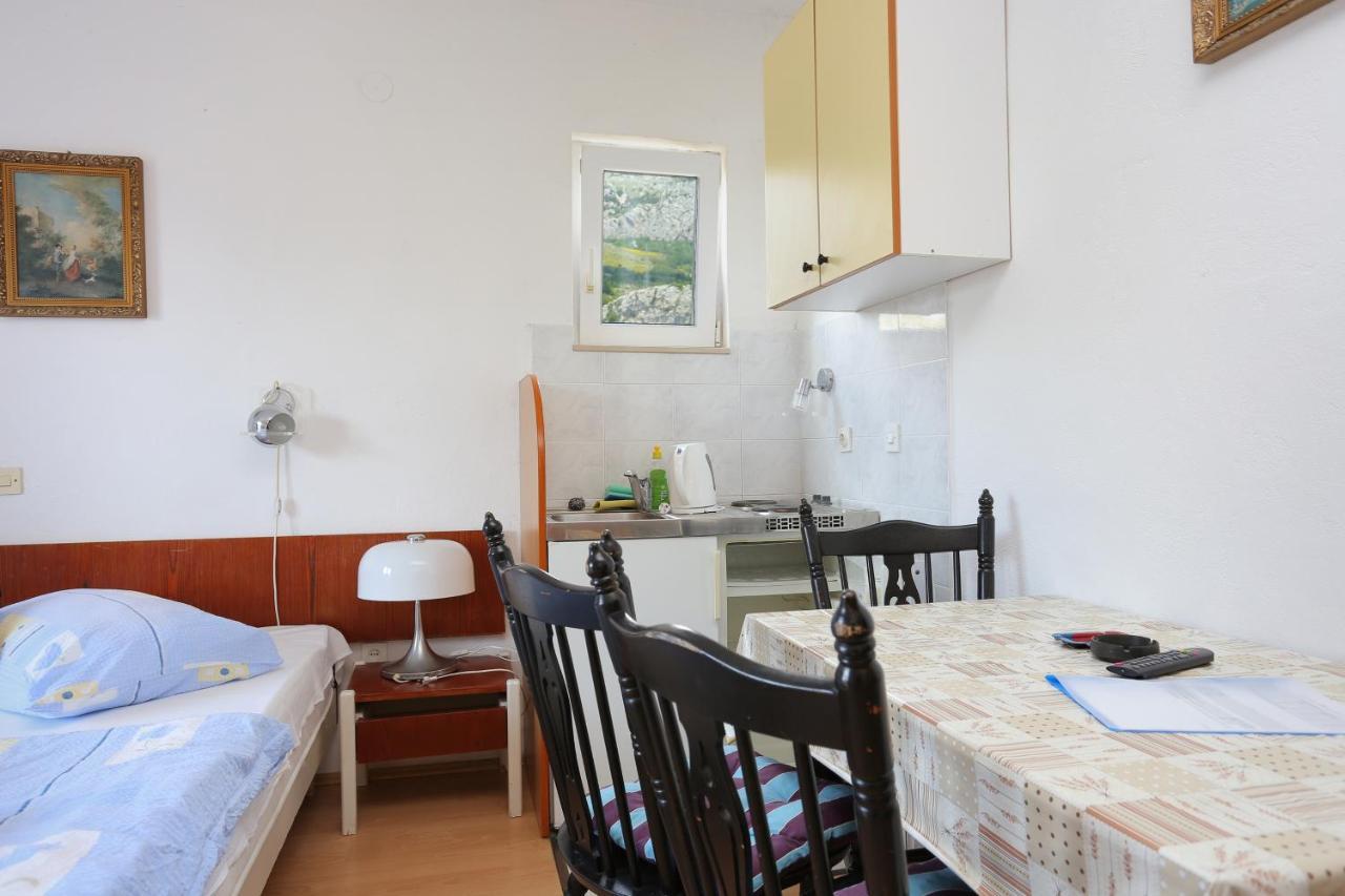 Apartment Tucepi 2676B Экстерьер фото